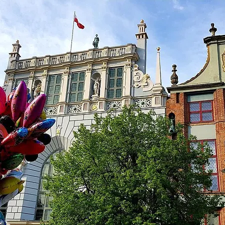 公寓 City Szeroka Apartament 格但斯克